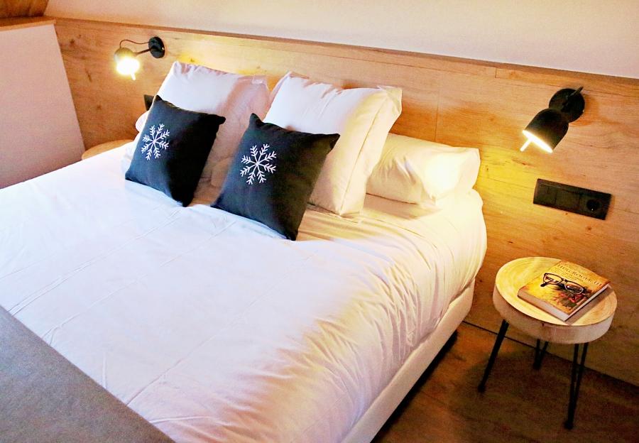 Hotel Lo Paller Valencia D'Aneu Экстерьер фото